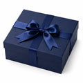 Geschenkbox 25 x 25 x 10 cm aus Karton in Dunkelblau mit Satinband und Deckel